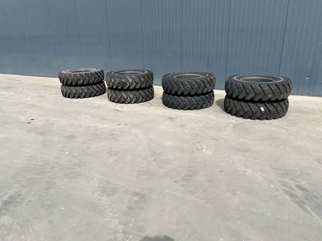 1000 x 20 Set / 10.00 x 20: 4x2 Tyres-2024-908747