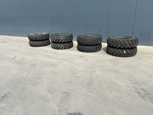 Kuhmo-1000 x 20 Set / 10.00 x 20: 4x2 Tyres-2024-908747
