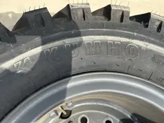 Kuhmo-1000 x 20 Set / 10.00 x 20: 4x2 Tyres-2024-908747