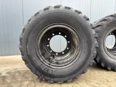 Bridgestone-1000 x 20 Set / 10.00 x 20: 4x2 Tyres-908417