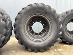 Bridgestone-1000 x 20 Set / 10.00 x 20: 4x2 Tyres-908417