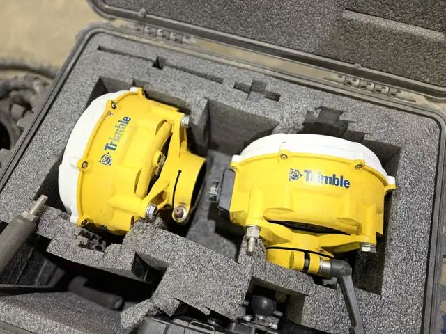Trimble-GPS Earthworks - MS995-908982