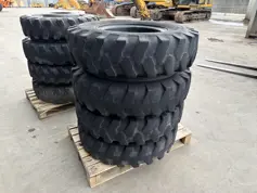 Mitas-1000 x 20 Set / 10.00 x 20: 4x2 Tyres /  1000-20-908863