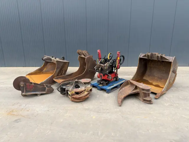 Volvo-S1 Complete set of Work Tools - M318D / 320D / 320E / 320F / 323D / 323E / 323F / 325F-909031