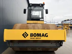 Bomag-BW211D-4-2007-210735
