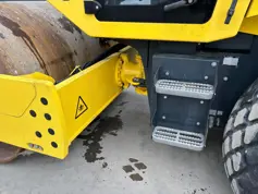 Bomag-BW213D-5-2016-205217