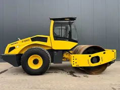 Bomag-BW213D-5-2016-205217