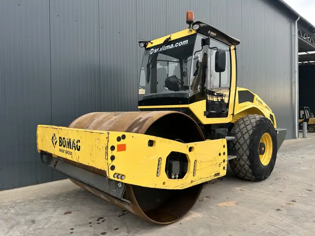Bomag-BW213D-5-2019-209813