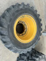 Bridgestone-1000 x 20 Set / 10.00 x 20: 4x2 Tyres-2025-907847