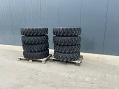 Bridgestone-1000 x 20 Set / 10.00 x 20: 4x2 Tyres-2025-907848