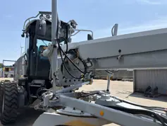 Caterpillar-120M - CE-2008-213680