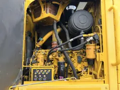 Caterpillar-120M - CE-2011-209552