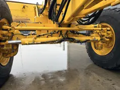 Caterpillar-120M - CE-2011-209552