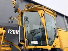 Caterpillar-120M - CE-2011-209552