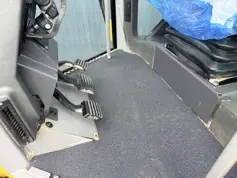 Caterpillar-120M - CE-2011-209552