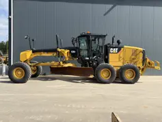 Caterpillar-12M3-2015-211997
