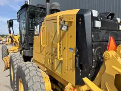 Caterpillar-12M3-2015-211997