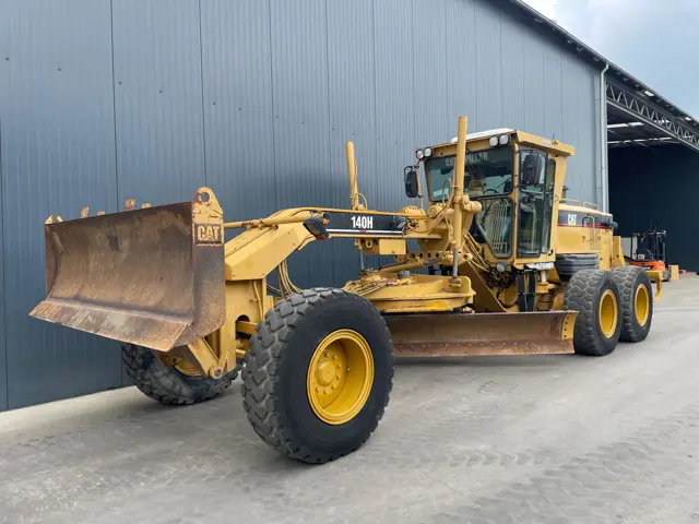 Caterpillar-140H - CE-2002-208280
