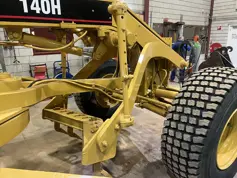 Caterpillar-140H-906977