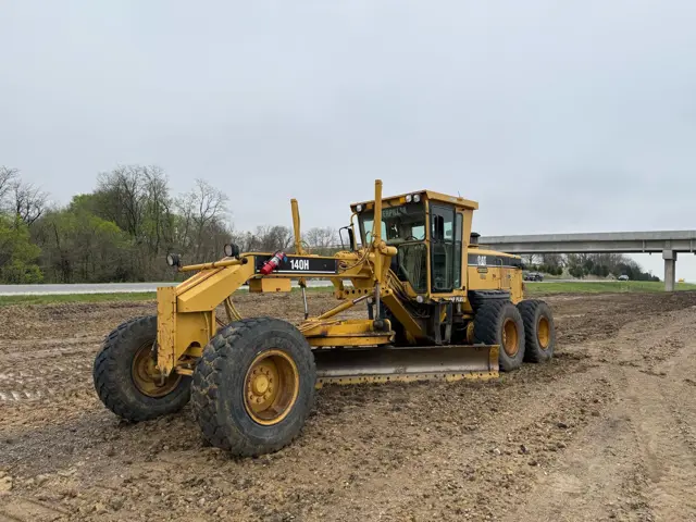 Caterpillar-140H-2003-207577