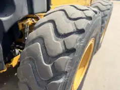 Caterpillar-140M AWD-2011-212225