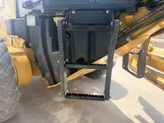 Caterpillar-140M AWD-2011-212225