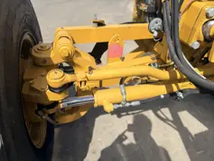 Caterpillar-140M AWD-2011-212225