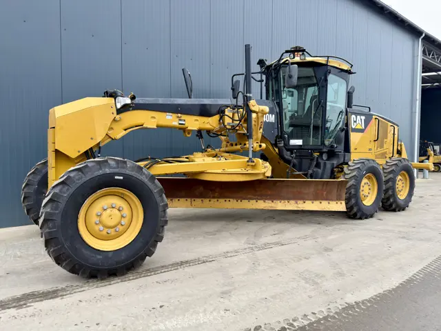 Caterpillar-140M-2011-210076