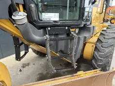 Caterpillar-140M - LOW HOURS-2011-210077