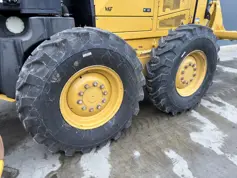 Caterpillar-140M - LOW HOURS-2011-210077