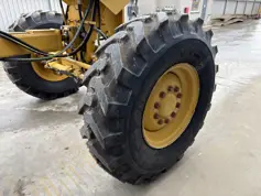 Caterpillar-140M - LOW HOURS-2011-210077