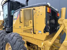 Caterpillar-140M - LOW HOURS-2011-210077