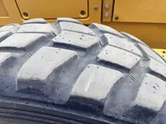 Caterpillar-140M3-2015-210676