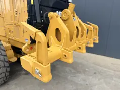 Caterpillar-140M3-2015-210676