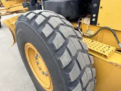 Caterpillar-140M3-2015-210676