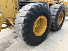 Caterpillar-14H-2004-208756