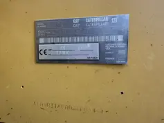 Caterpillar-318C L-2004-211095