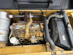 Caterpillar-318C L-2004-211095