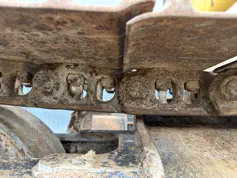 Caterpillar-318C L-2004-211095