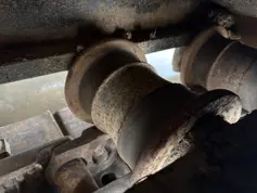 Caterpillar-318C L-2004-211095