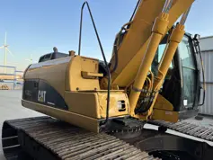 Caterpillar-318C L-2006-204732