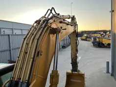 Caterpillar-318C L-2006-204732