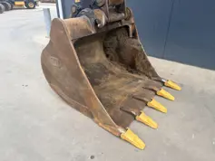 Caterpillar-318F L-2016-213226