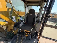 Caterpillar-320 07B-2019-211796