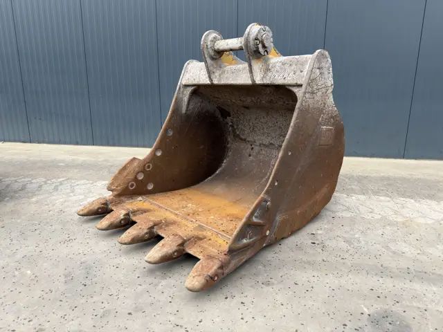 Caterpillar-M318D / 320D / 320E / 320F / 323D / 323E / 323F / 325F Geith-908646