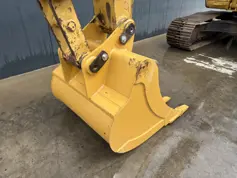 Caterpillar-320C L-2004-212182