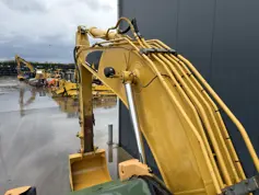 Caterpillar-320C L-2004-212182