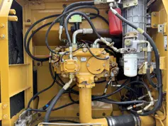 Caterpillar-320C L-2004-212182