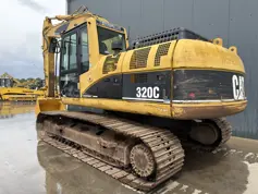 Caterpillar-320C L-2004-212182