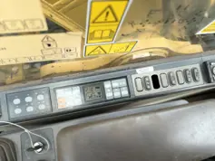 Caterpillar-320C L-2004-212182